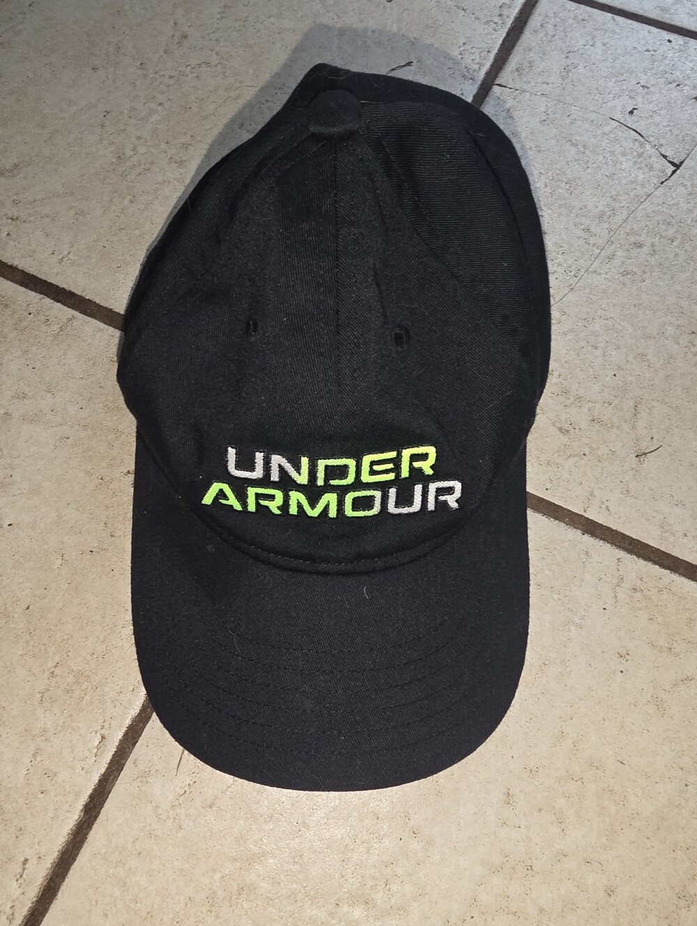 Under Armour Baseball Free Fit Hat/Cap Adjustable Youth Black & Lime Green